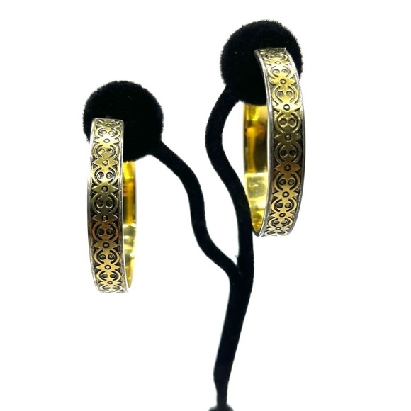 Vintage Amy Kahn Russell Hoop Earrings AKR Gold Tone and Black Earrings Hoops - Picture 2 of 12